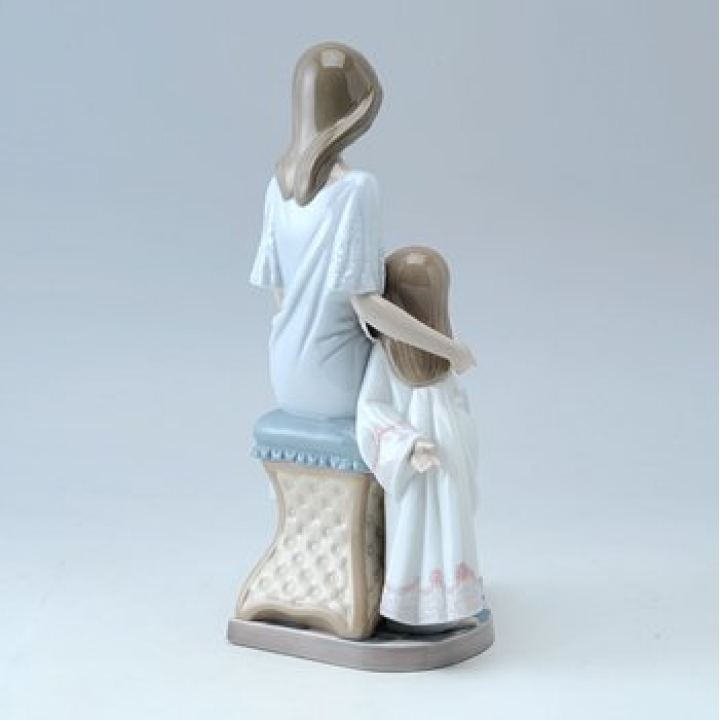 おやすみ前のご本 リヤドロ オンライン 通販