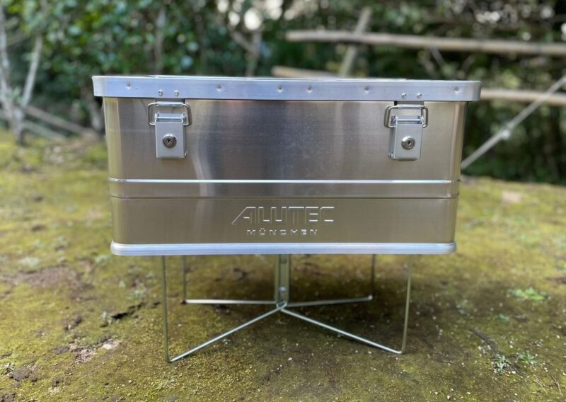アルテックアルミコンテナ 48L ユニバーサルスタンド付 ステッカーあり