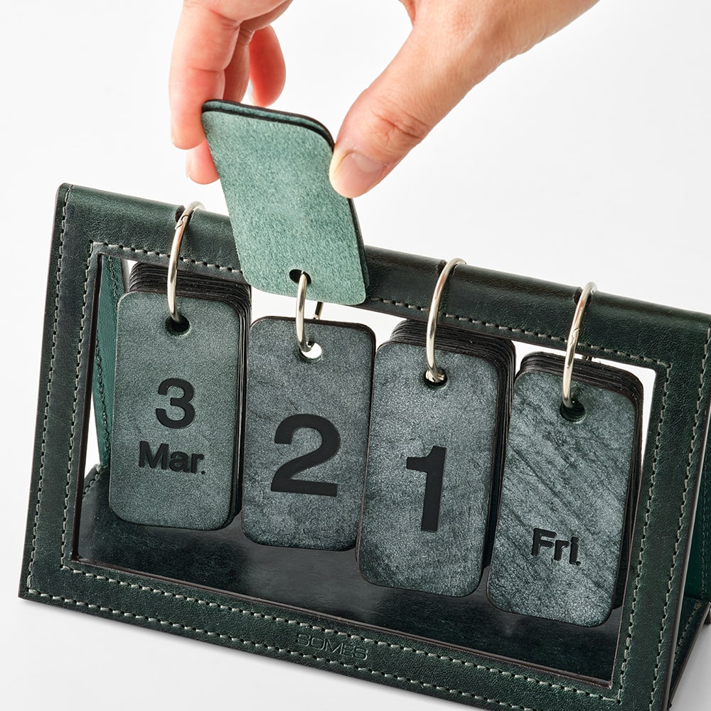 ソメスネットショップ / 【ワックスレザー】ドムス 万年カレンダー DU