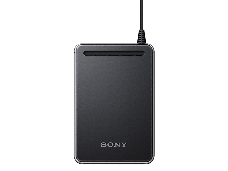 HMZ-T3W／HMZ-T3 | ヘッドマウントディスプレイ “Personal 3D Viewer