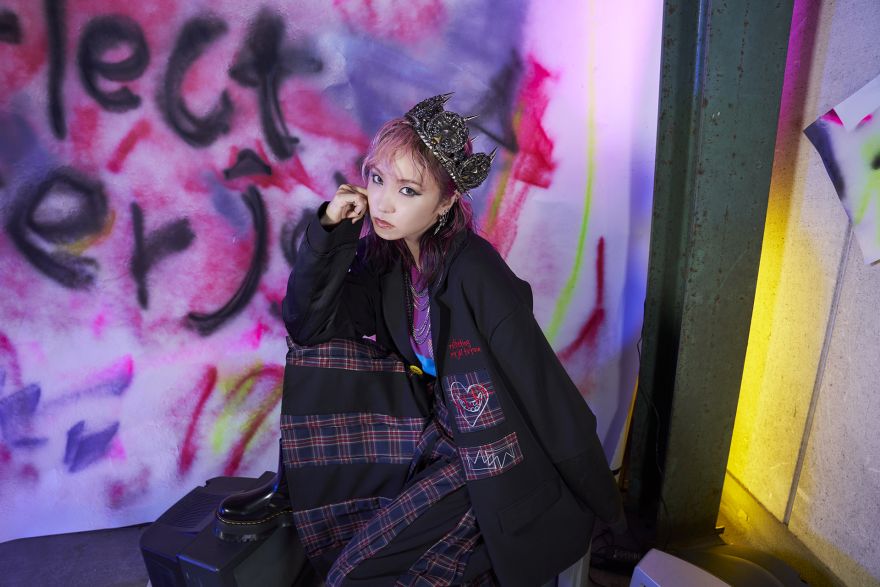 LiSA ROY フラワープリントミニTシャツ フラワープリントミニTシャツ