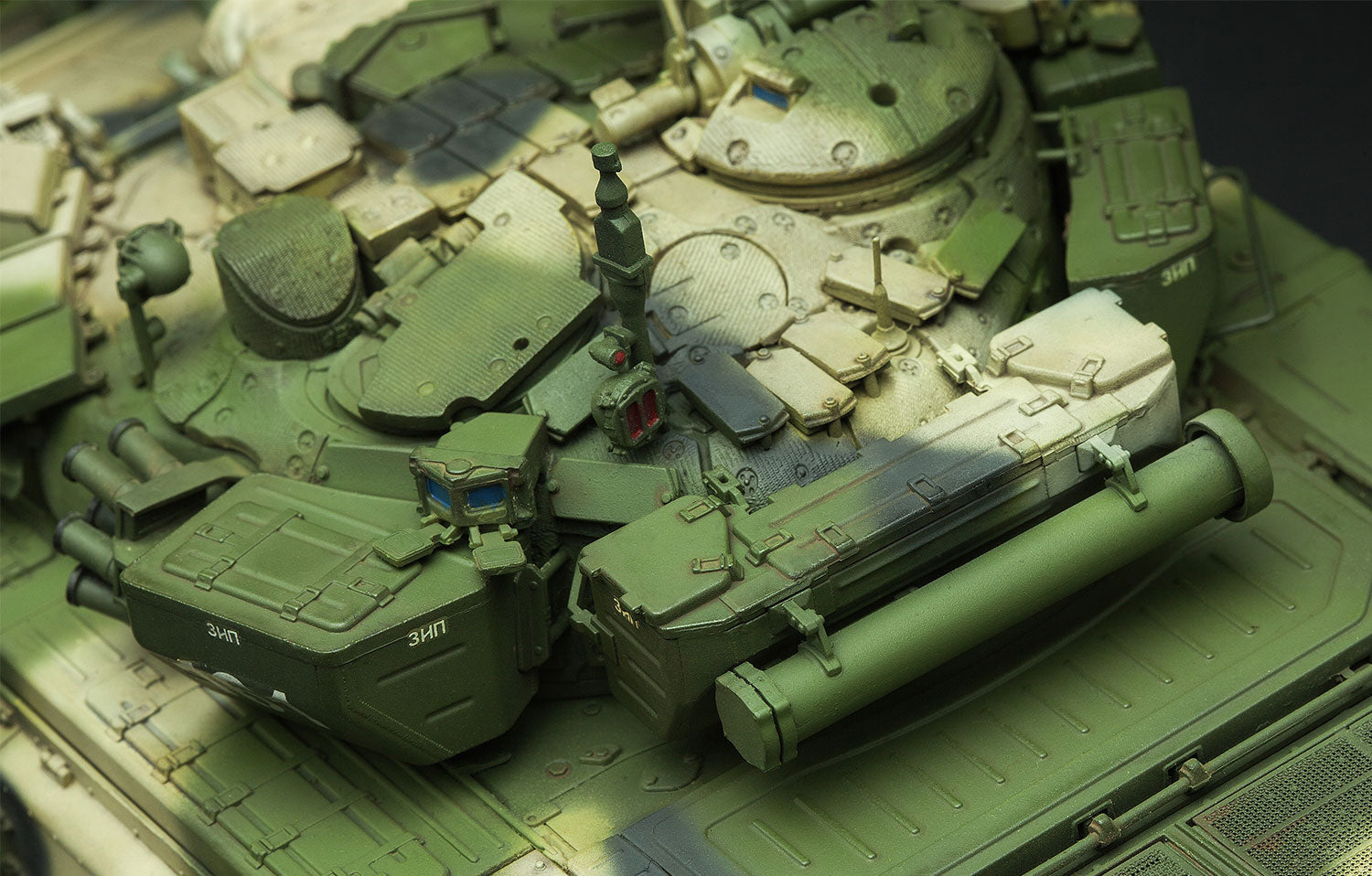 MENG MODEL(モンモデル)TS-014 1/35 ロシア主力戦車T-90(プラモデル