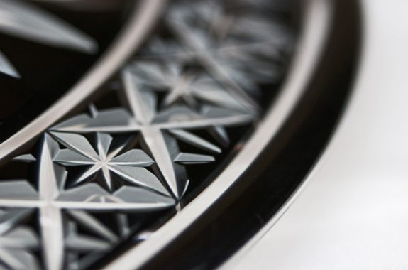 黒切子 プレート | 薩摩切子のことなら薩摩びーどろ工芸