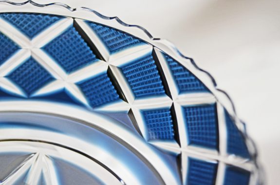 伝承 段付中皿A | 薩摩切子のことなら薩摩びーどろ工芸