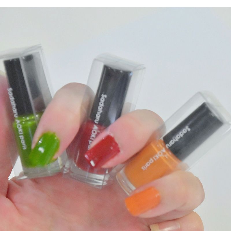 マニキュア ヴァランシア・フランボワーズ・バンブー 〈ギフトボックス