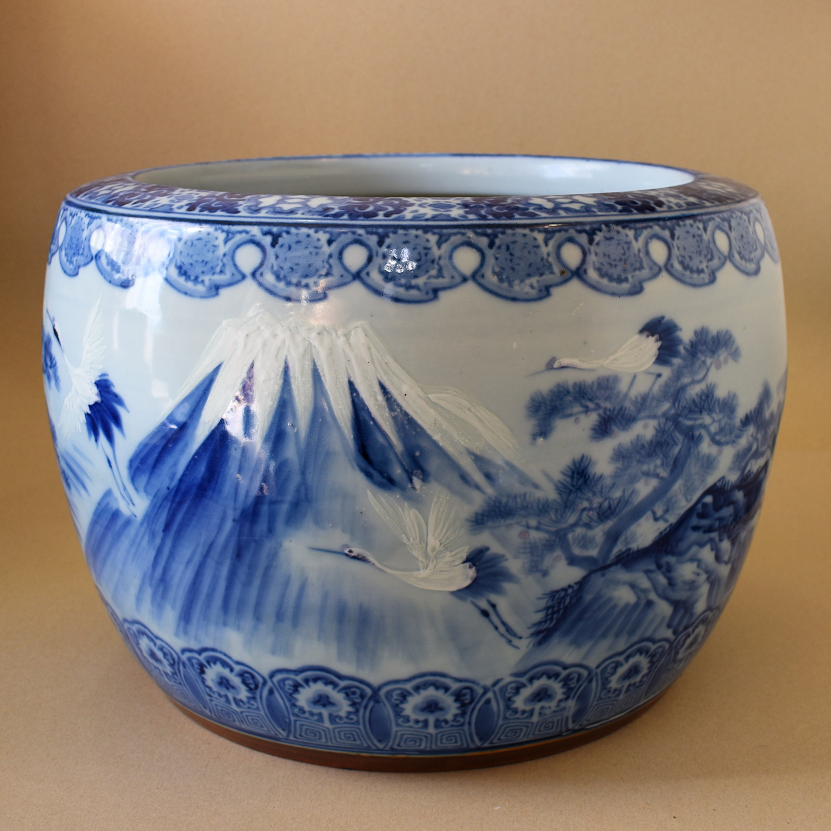 火鉢と炭道具の販売 骨董 斎明堂 / 浮出火鉢（大型）