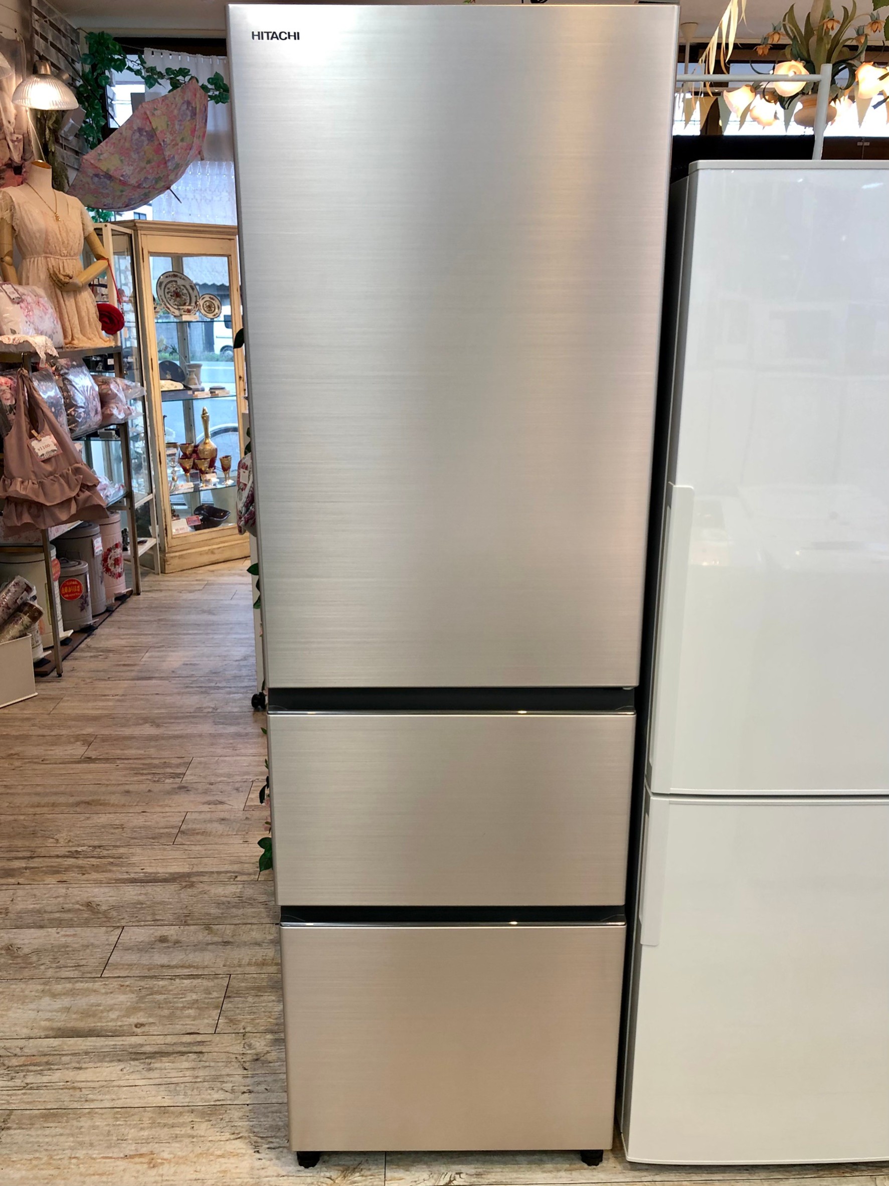 日立 R-V32KV（N) ノンフロン冷凍冷蔵庫 315L 2019年製HITACHI 315L