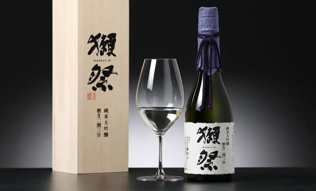 獺祭 純米大吟醸 磨き二割三分 木箱入り 720ml | 獺祭（株式会社獺祭