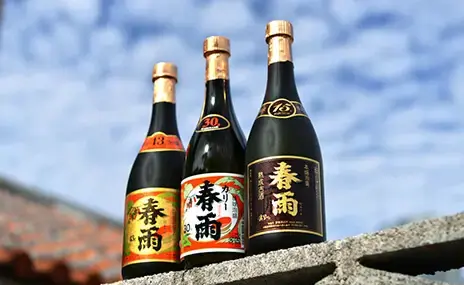 琉球泡盛 宮里酒造所 春雨 秘蔵酒 44度 粗濾過仕上 1800ml 10年古酒