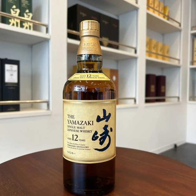 山崎12年の定価はいくら？定価で買いたい人必見！入手方法を徹底解説