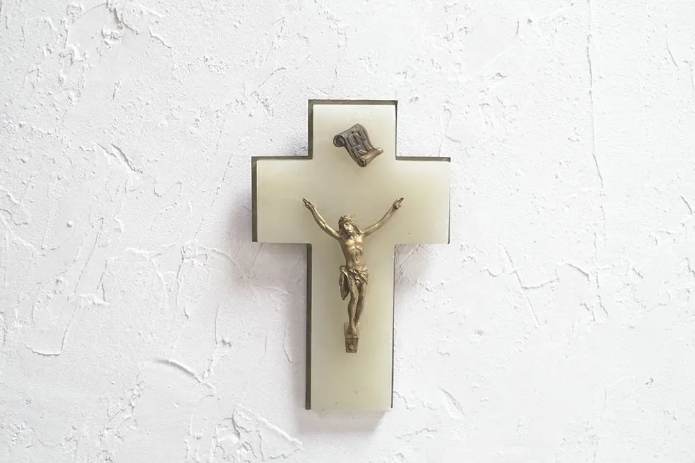 アンティーク十字架 オニキス(大理石)でできた壁掛けの十字架 フランス