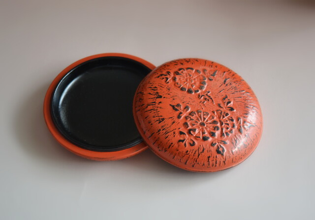 Antique Sam's Collection香合きく 菊香合 二代田中健智作