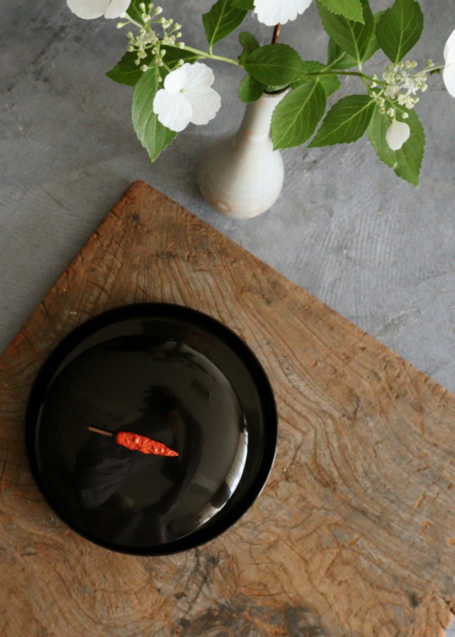 輪島塗唐辛子摘み菓子器 小盆付 トウガラシ 漆の菓子器 煎茶盆 盛り器 漆盆