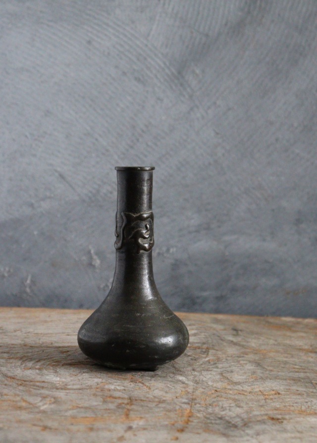 中国古美術 【唐三彩】 陶器製 花卉彫刻 植物文様 彫刻細工 壺 花器 古陶磁