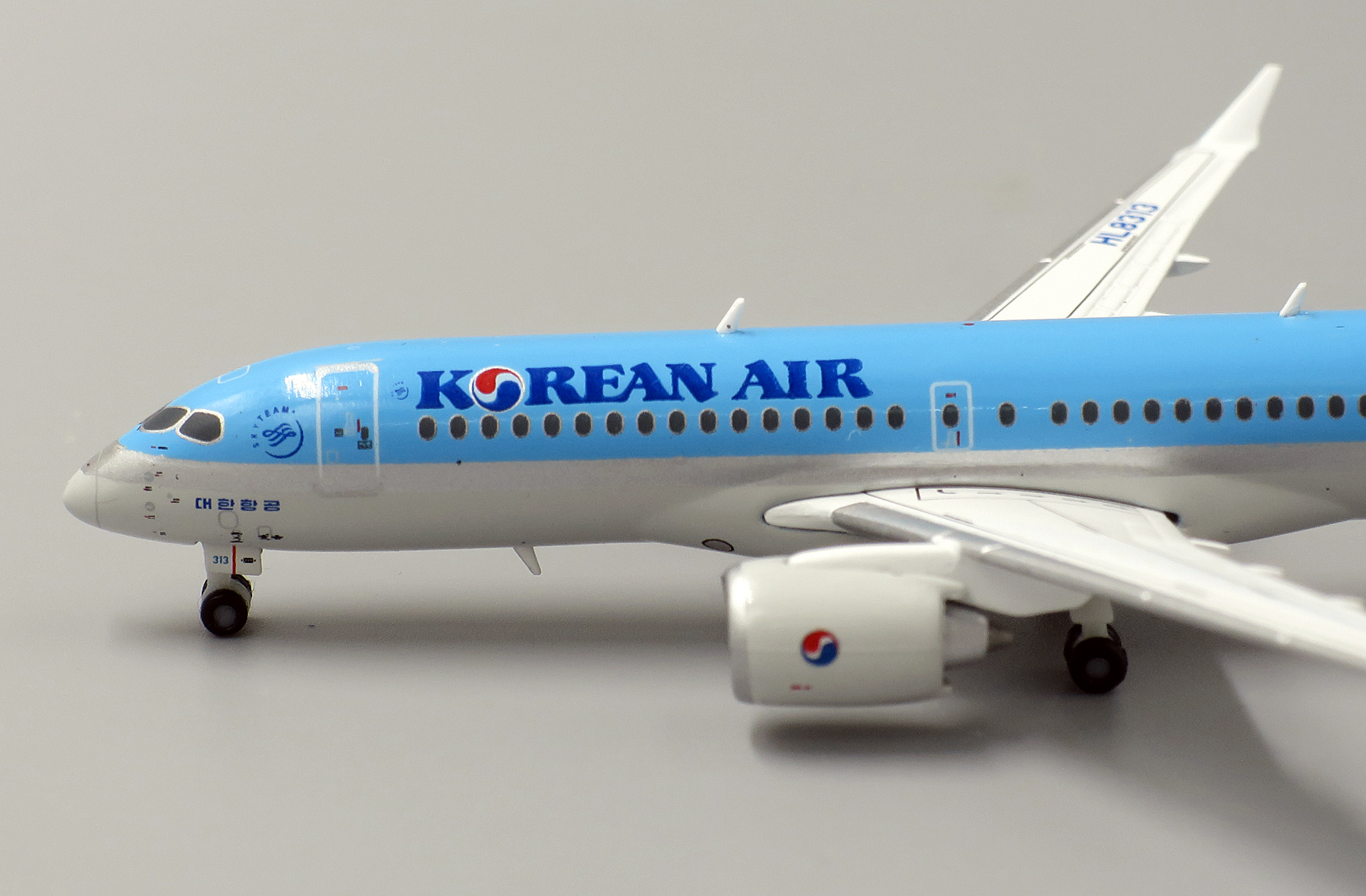 ScaleModelStore.com :: JC Wings 1:400 - EW4CS3002 - Korean Air