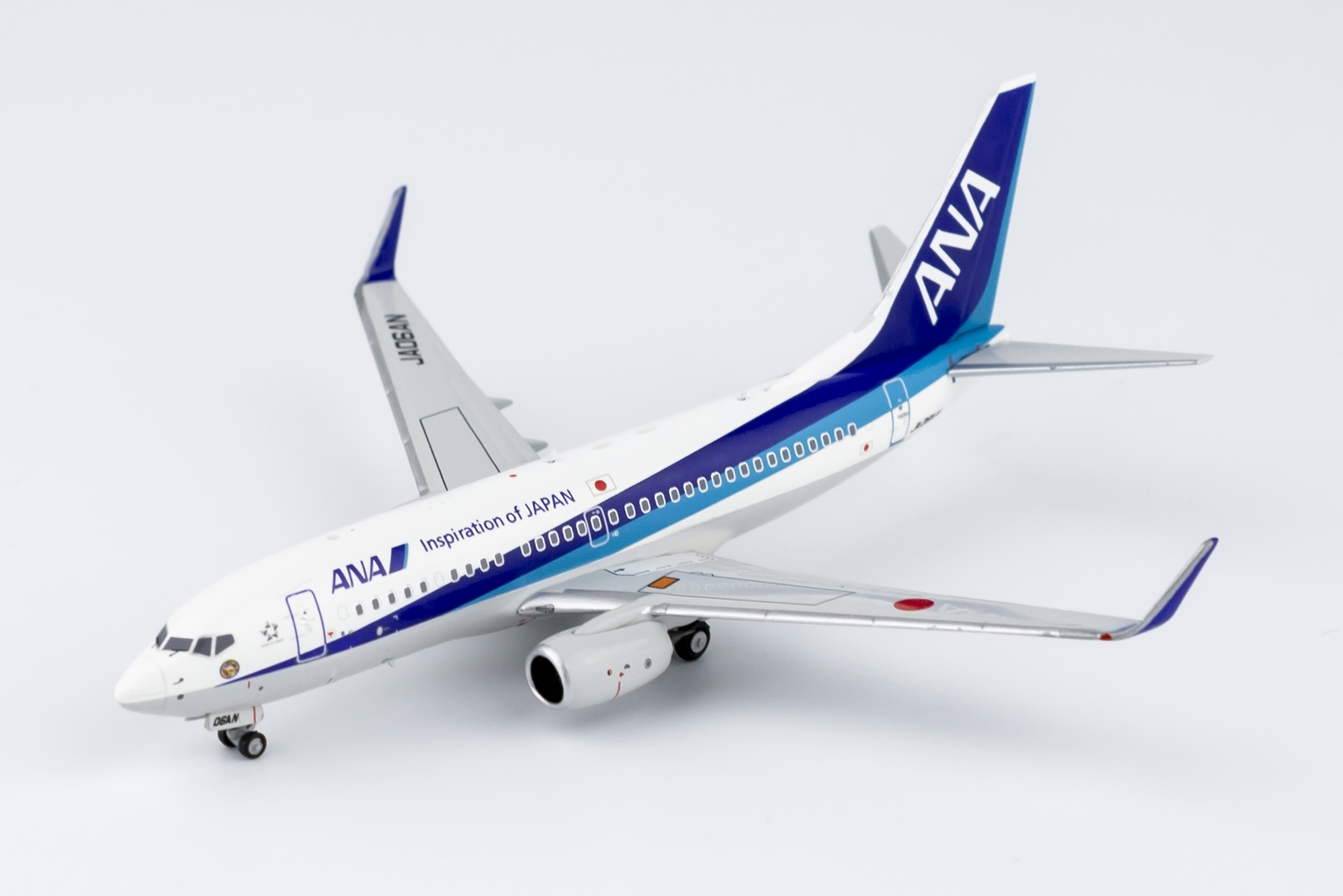 ANA Aviationtag B737-700 レアな薄青と白コンビ ANA Aviationtag B737