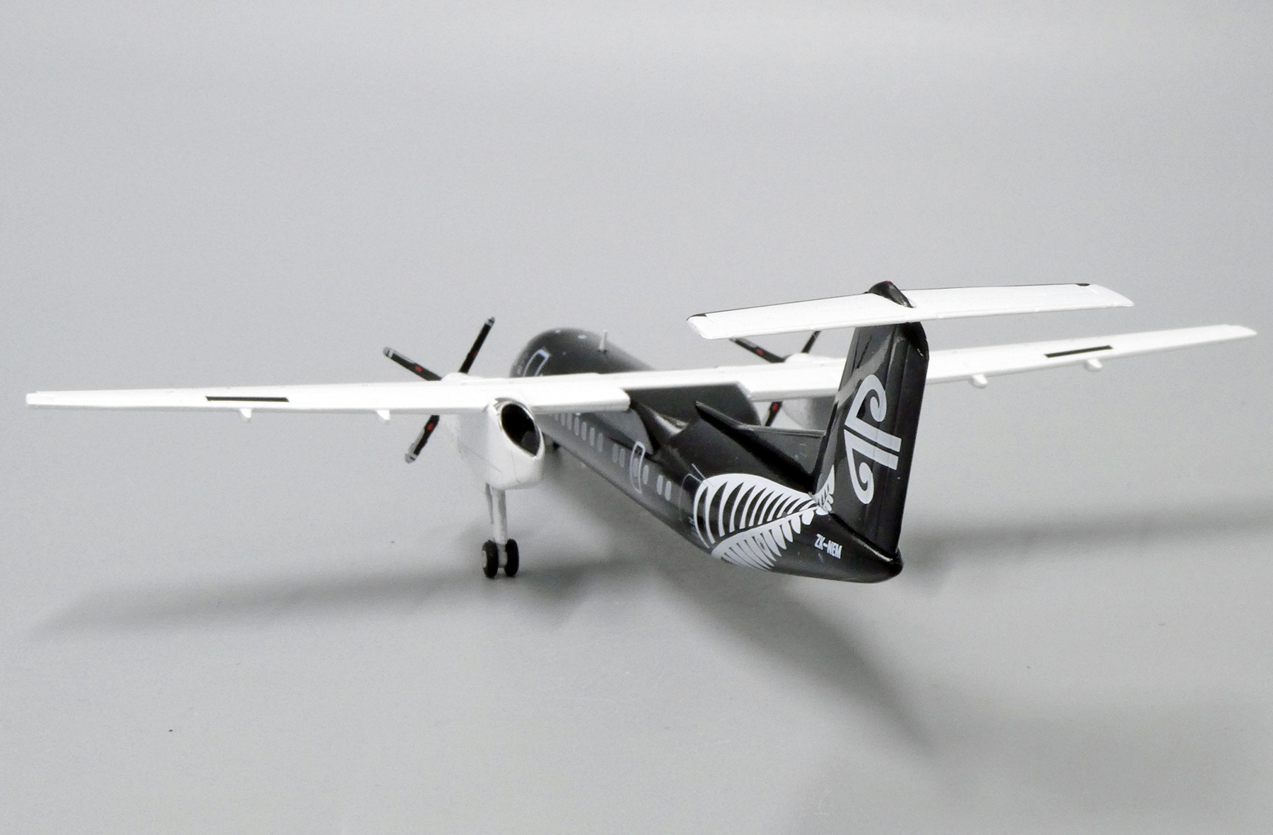 ScaleModelStore.com :: JC Wings 1:200 - XX2272 - Air New Zealand