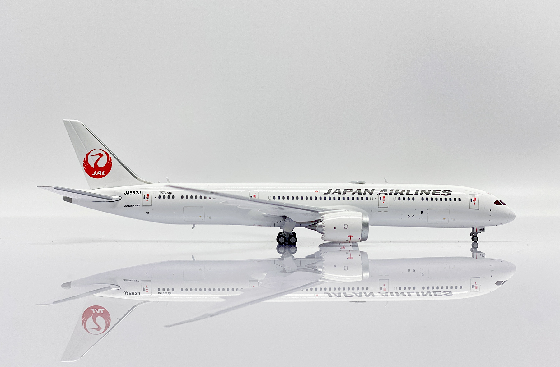 ScaleModelStore.com :: JC Wings 1:400 - SA4007 - Japan Airlines