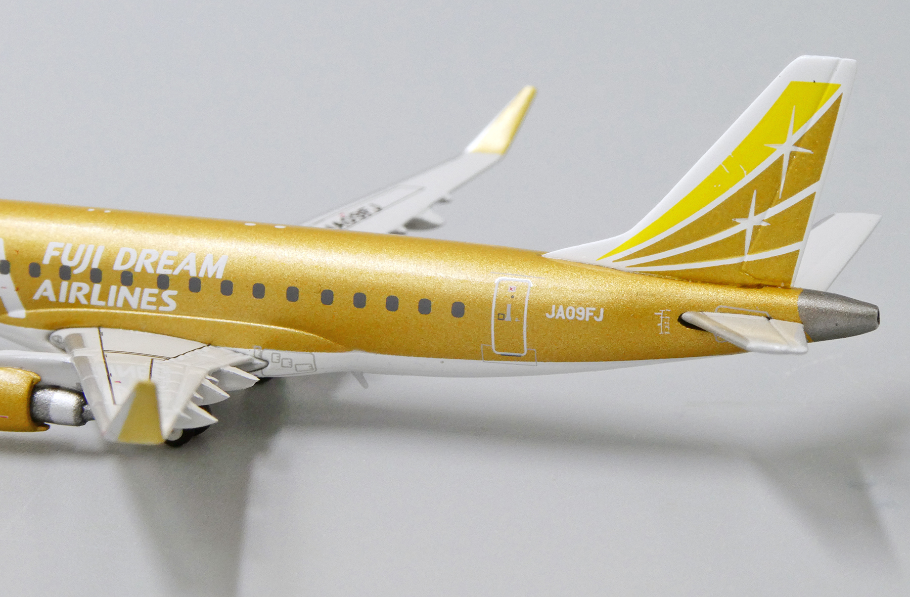 1/200 jc wings FDA ERJ-175 エンブラエル 1/200 JC Wings FDA EMBRAER