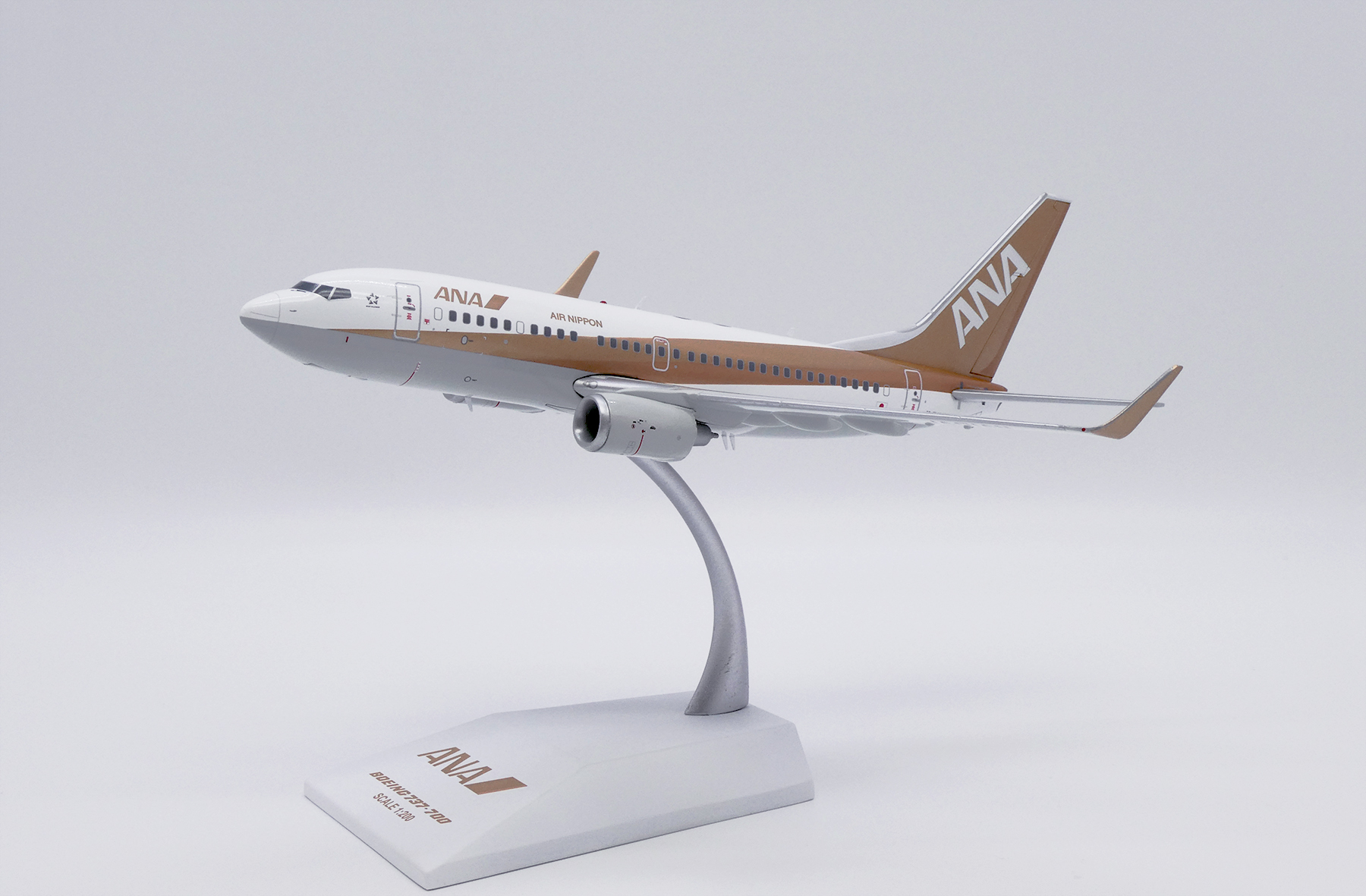 全日本空輸（ANA） Aviationtag ボーイング737-700 コンビ色 全日本