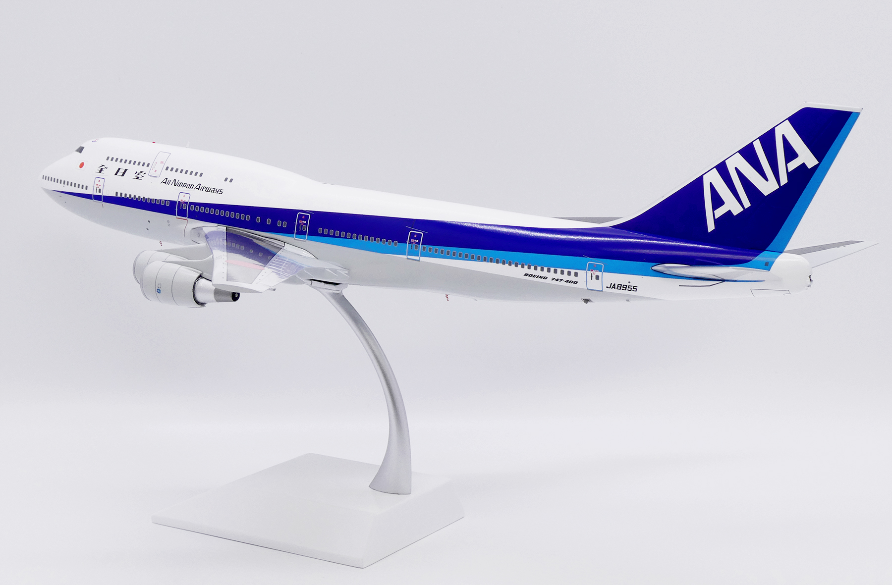 全日空商事] 1/200 ANA B747-400D ScaleModelStore.com :: JC Wings 1