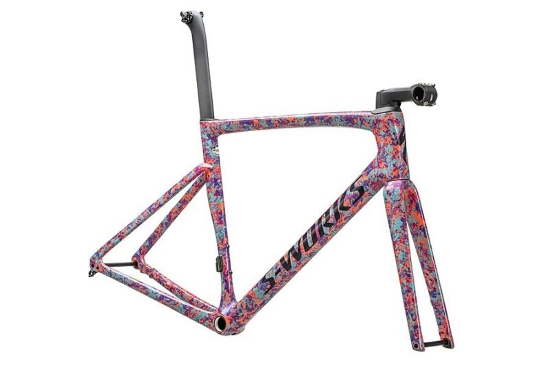 ターマックSL7フレームセットに新色も！23年追加モデル＆追加カラーが