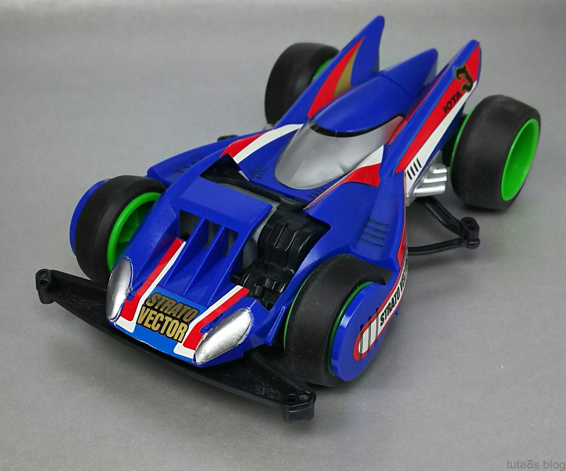 ストラトベクター｣特殊性(SFM)と個性的(ボディ)の同居