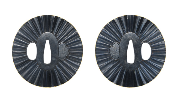 鍔｜刀・日本刀の販売なら日本刀専門店の【銀座 誠友堂】