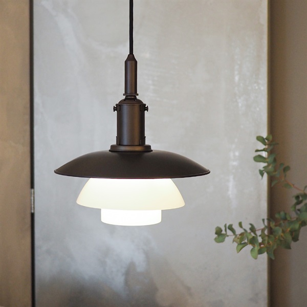 PH 3/3 ペンダントライト / エイジドブラスオパールLouis Poulsen