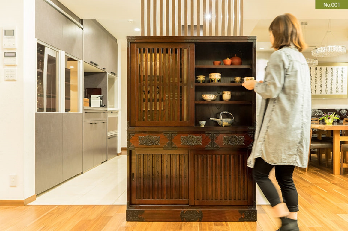 日本の伝統と品格 水屋箪笥のある暮らし | 仙台箪笥専門店 欅（けやき