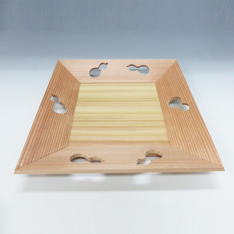 清 萬寶斎 顧記造 葵口菓子器 金工細工刻『張果神算図』三足銅盆