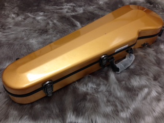 弦楽器ケース多数取り揃えております！ 島村楽器グランフロント大阪店