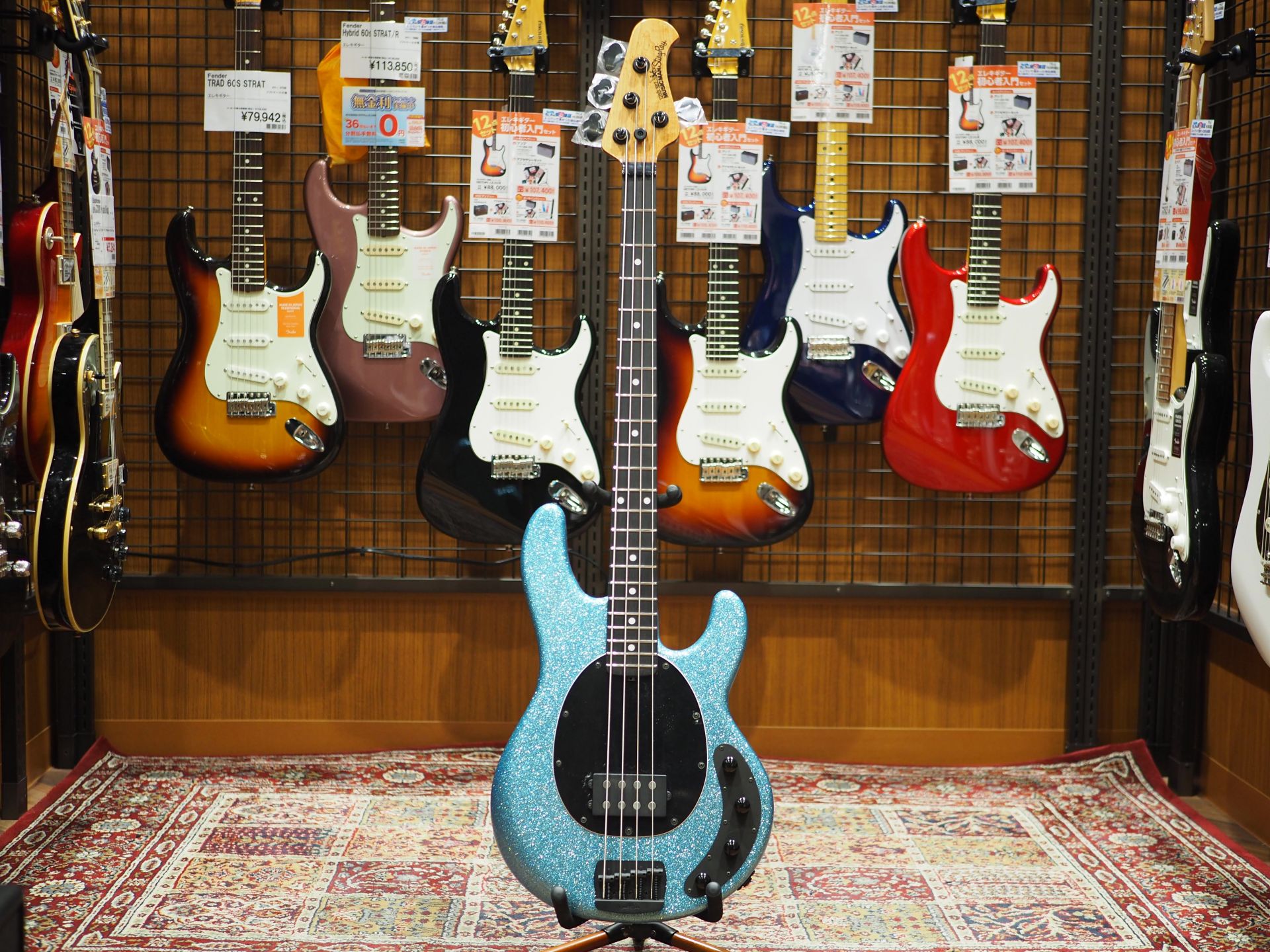新品特価】MUSIC MAN / Stingray Special 1H/B/BK /AQSP【エレキベース