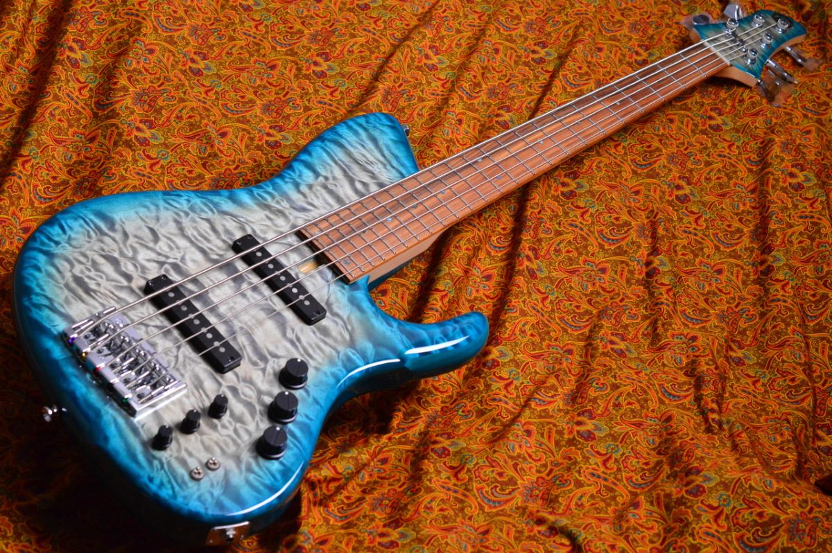 エレキベース】国産ハイエンドエレキベースフェア開催！12月10日(土