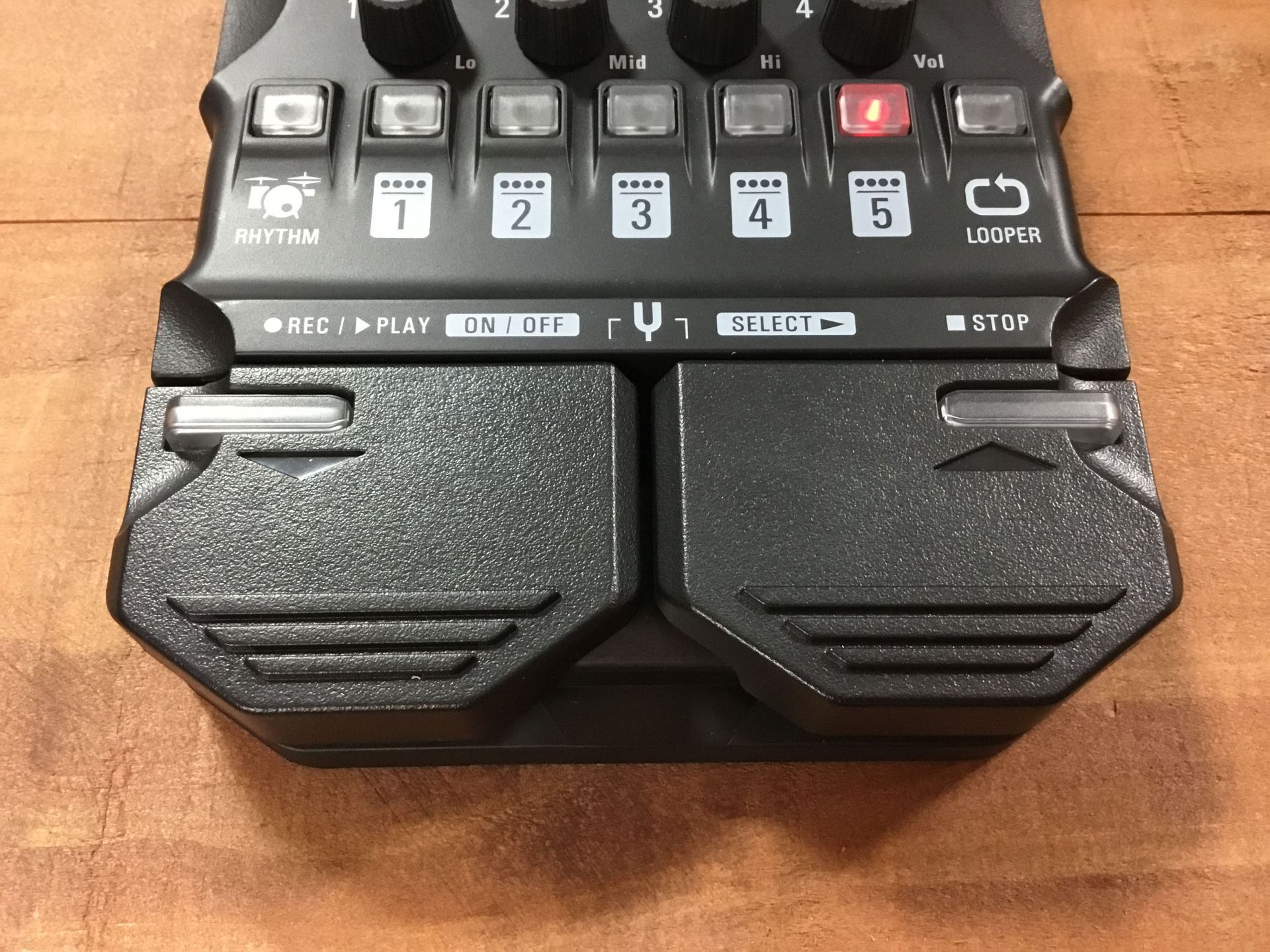 レビュー】ギター用マルチ ZOOM G1 FOURがエフェクター入門者にお