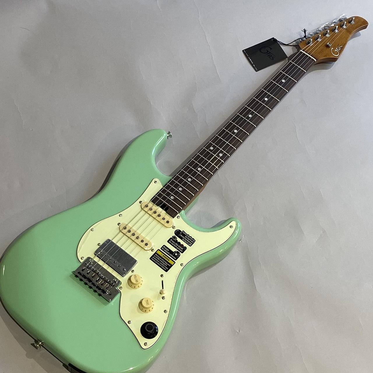 エレキギター】ここまで進化した！？ギタープロセッサー内臓ギター