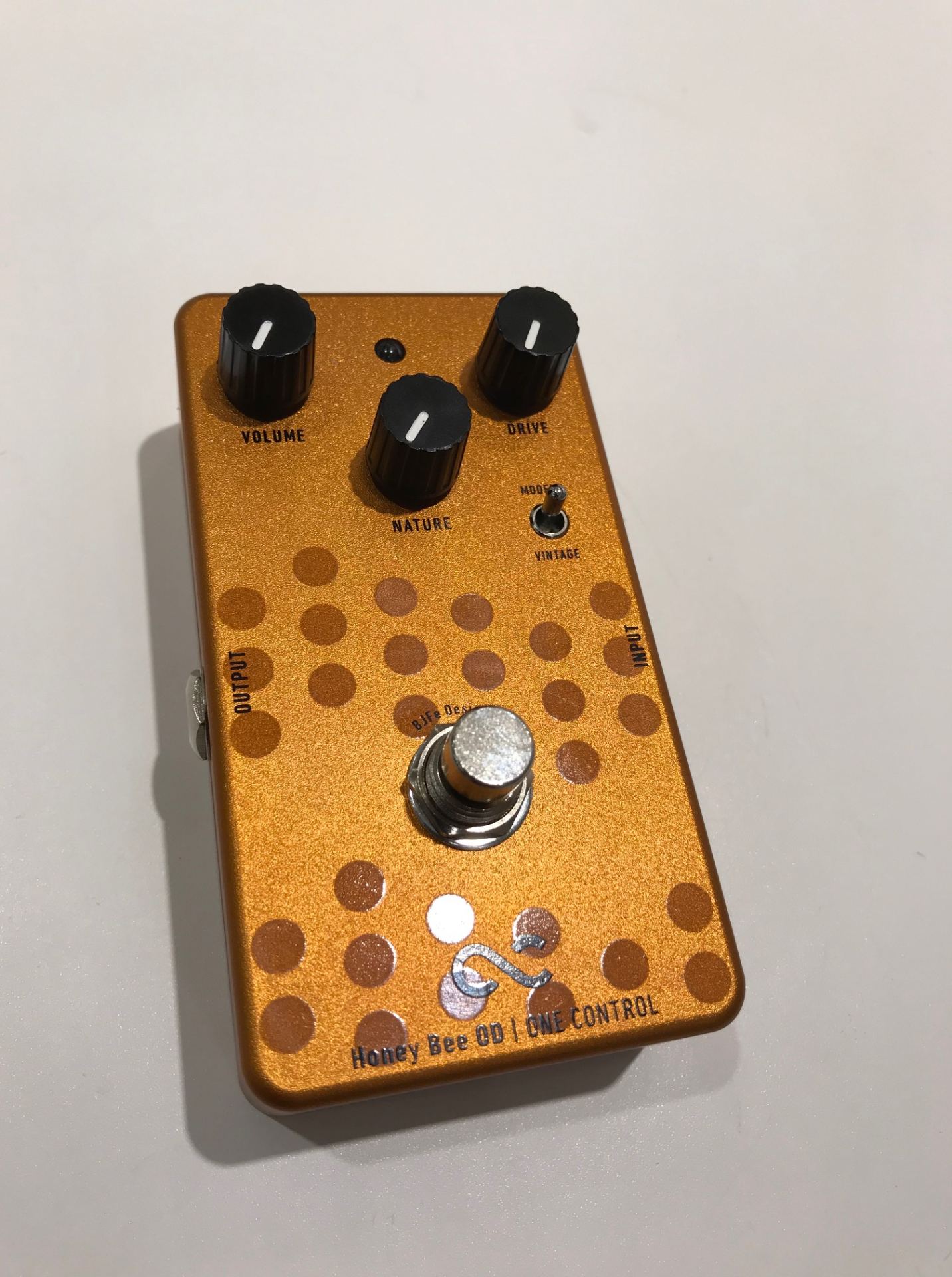 エフェクター】One Control Honey Bee OD【今日の持田のオススメ