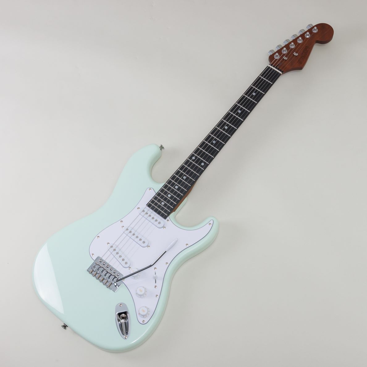 安定性の高いエレキ！【BUSKER'S】BST-Standard 入荷致しました