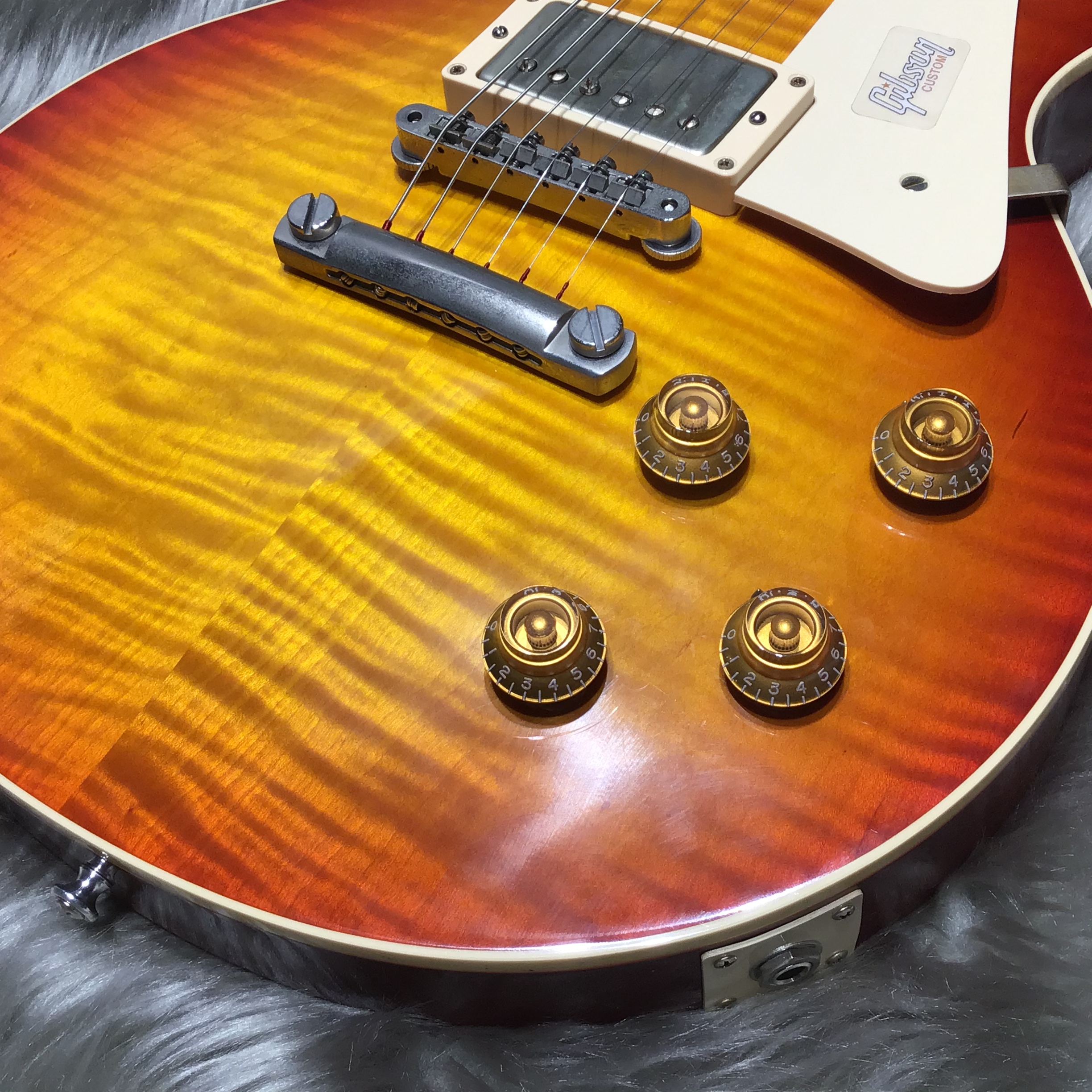 エレキギター】Gibson Standard Historic Les Paul 値下げしました