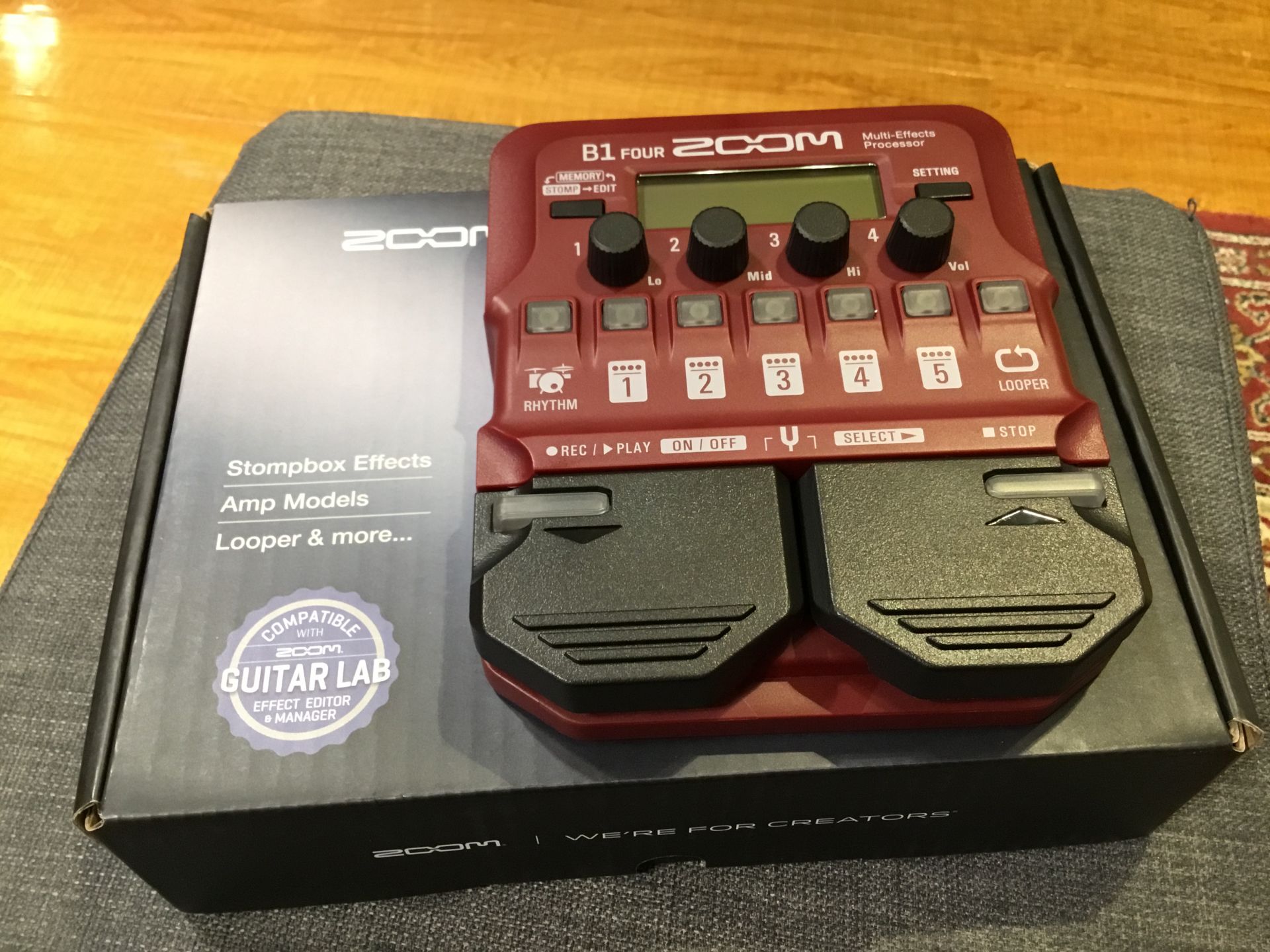 レビュー】プレゼントにも最適！B1 FOUR 価格もサイズもコンパクトな