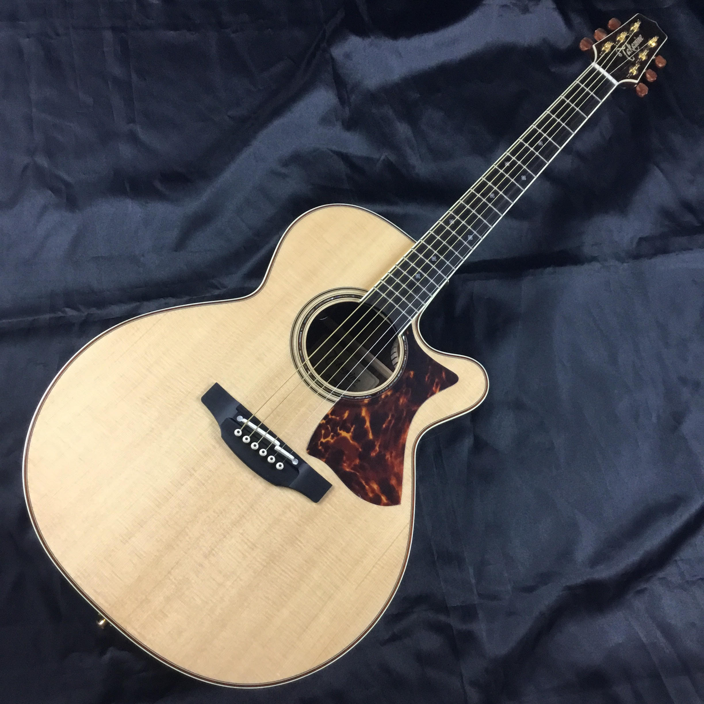 アコースティックギター】新入荷情報 Takamine（タカミネ）｜島村楽器