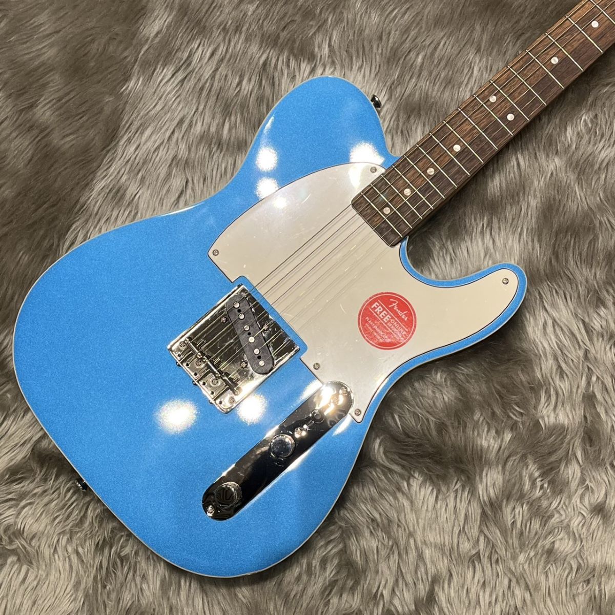 エレキギター】Squier by Fender FSR Classic Vibe '60s Custom