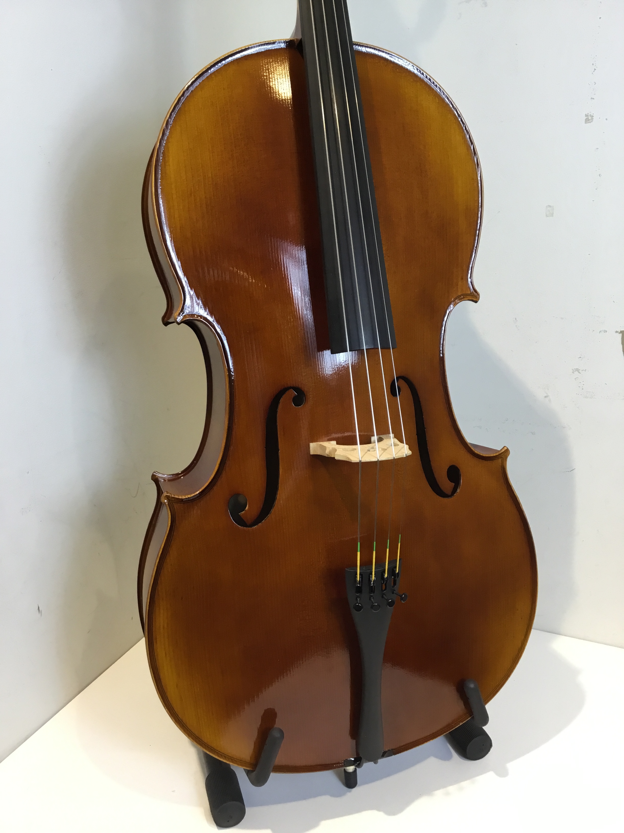 チェロフェア展示ラインナップ｜島村楽器 札幌クラシック店