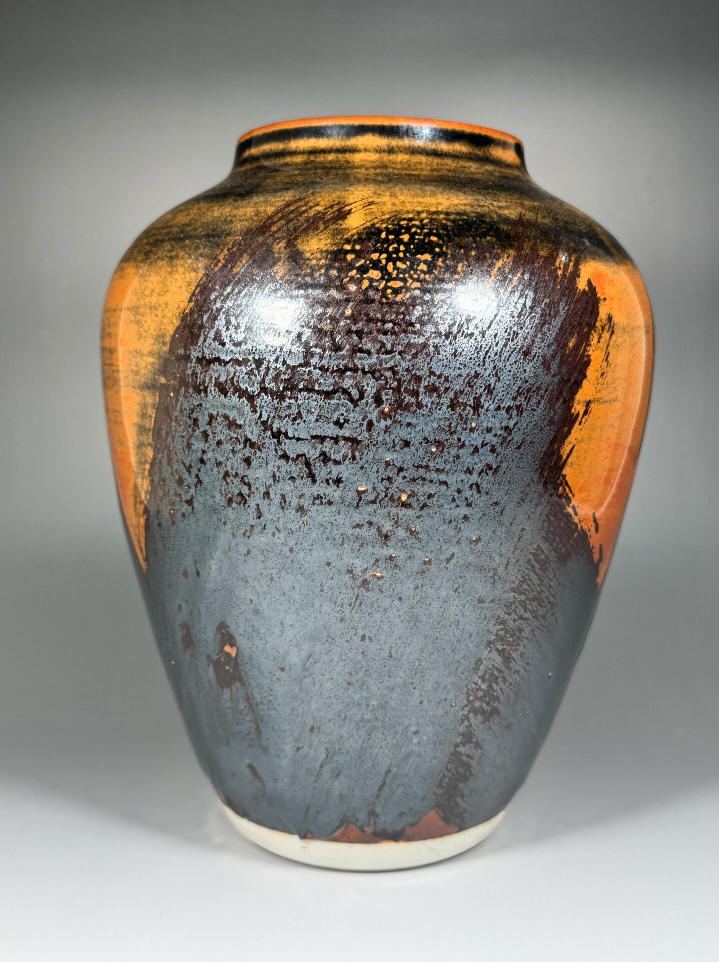 青木龍山 天目波濤 花瓶 | 新栄堂