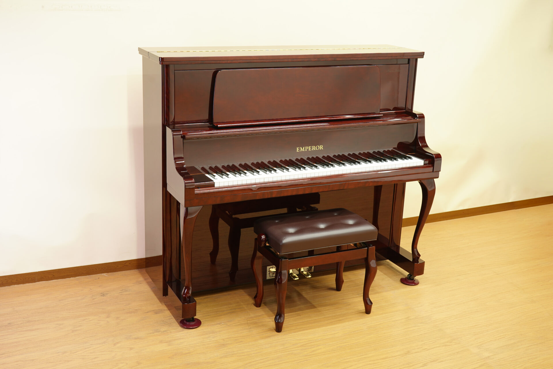 高品質な中古ピアノの販売（修理・再生）は伸和ピアノ