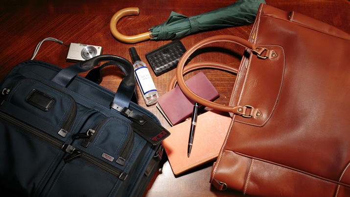 出張も行ける！ TUMIとTUSTINGの大容量バッグ