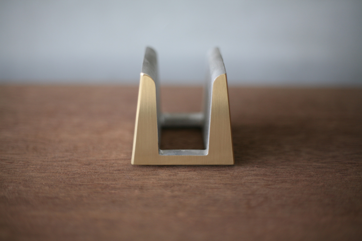 FUTAGAMI - まな板立て 全国送料無料 | 職人.com