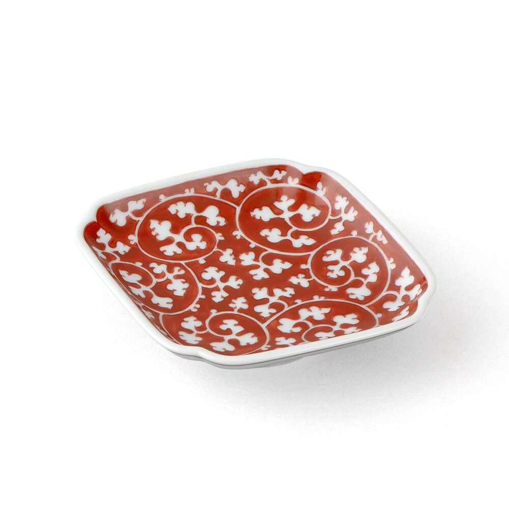 赤絵唐草濃 小皿（菱型） ｜ 有田焼の源右衛門窯公式オンラインショップ