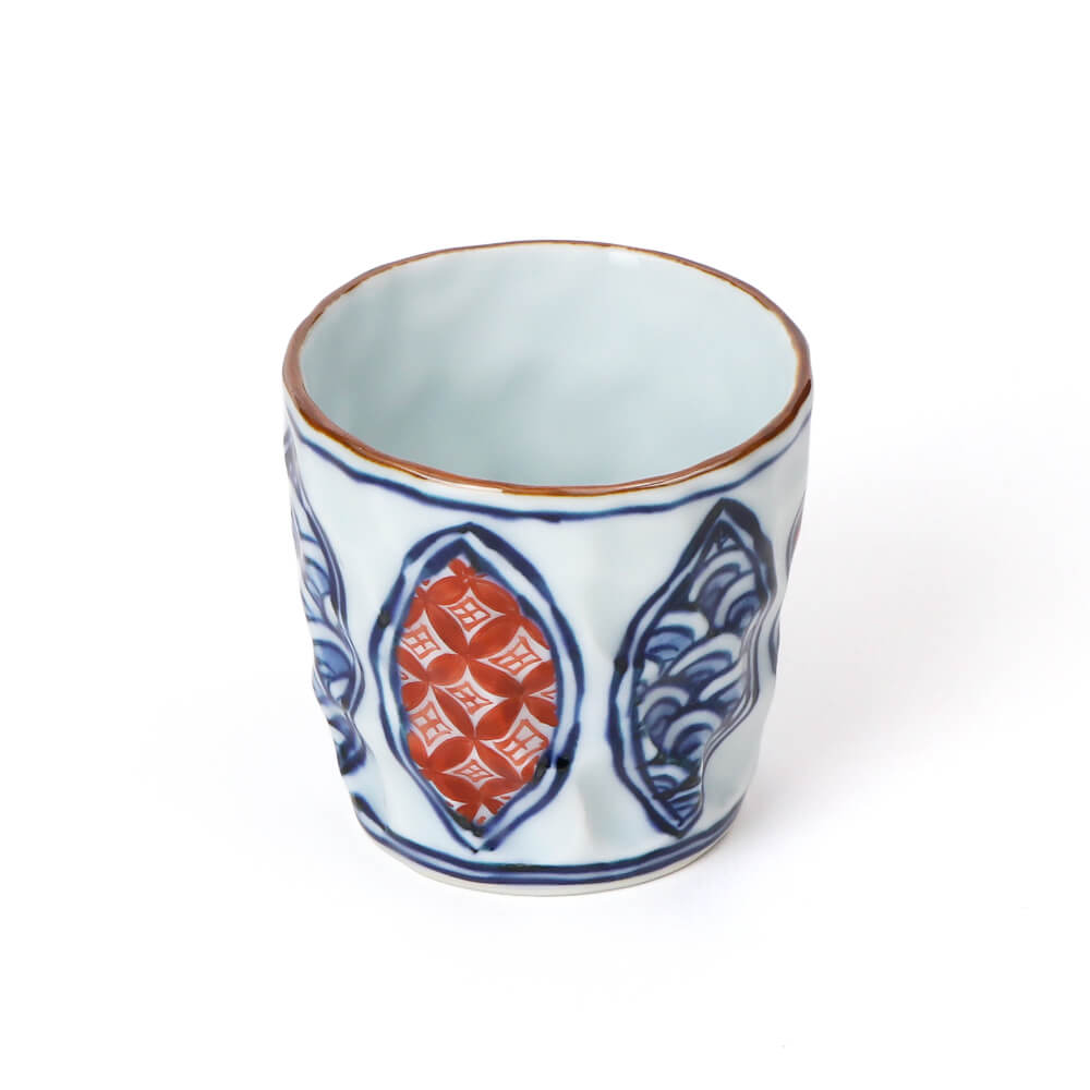 染錦波七宝文 ぐい呑 ｜ 有田焼の源右衛門窯公式オンラインショップ