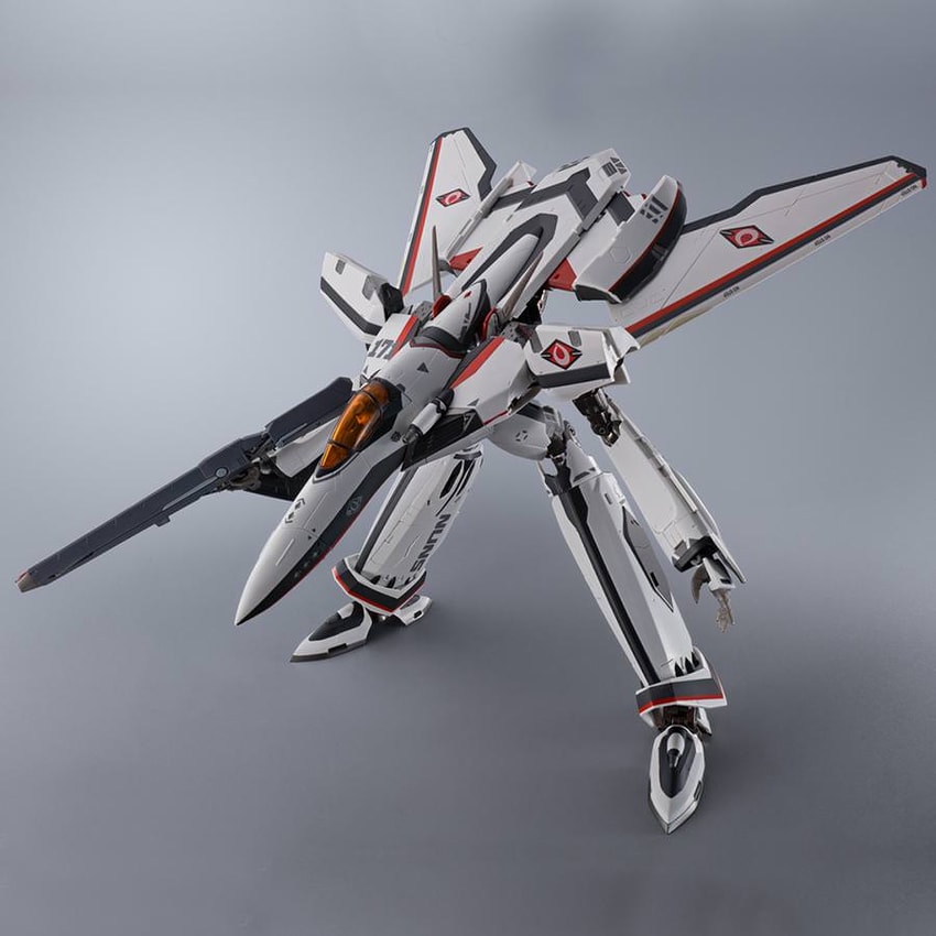 VF-171EX Armored Nightmare (Alto Saotome Use) Revival Version